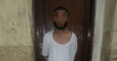 سقوط عاطل  وبحوزته بندقية آلية بحلوان