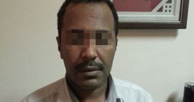  كشف غموض العثورعلى جثة شاب فى الطريق العام بالإسكندرية.. مجرم محترف استعان بزوجته وآخرين فى استدراجه وإنهاء حياته أخذا بالثأر.."نشأت" اعترف بتهريب الأسلحة من السودان وانتحال صفة مستشار 