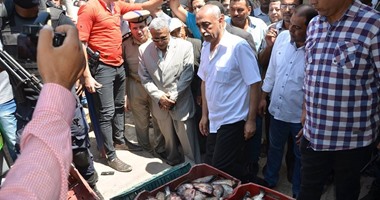 بالصور.. محافظ كفر الشيخ: يجب القضاء على ظاهرة الباعة الجائلين بتوفير أماكن بديلة