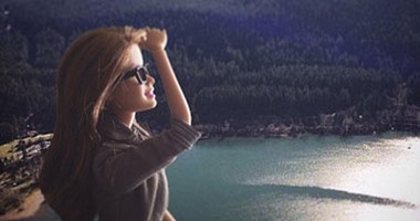 على غرار أبلة فاهيتا.. فنان يخترع أكونت إنستجرام للعروسة باربى بصور مبتكرة
