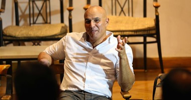 خالد زكى: جائزة جديدة باسم "عايدة عبد الكريم" فى الدورة 26 لصالون الشباب