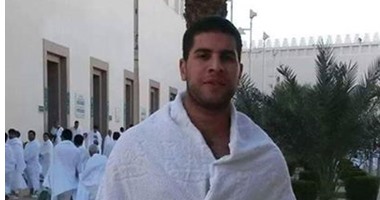 والدة النقيب أحمد حجازى أحد شهداء رفح فى الذكرى السنوية الأولى لاستشهاده: غرفة باسم ابنى بمستشفى سرطان الأطفال لعلاجهم بثلث تركته تنفيذا لوصيته.. وأطالب زملاءه بالتضحية بالروح والدم للحفاظ على الوطن
