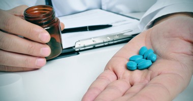 دراسة تحذر كبار السن من أدوية الحساسية والحموضة لأنها تضر المخ
