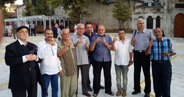  من قلب تركيا.. أبو العزائم ومشايخ الصوفية يؤكدون دعمهم للرئيس السيسى ورفض تدخلات أردوغان..المشايخ يدخلون فى مناقشات مع المواطنين ويوضحون حقيقة ما يحدث فى مصر.. والأتراك يتظاهرون للمطالبة بالإصلاح