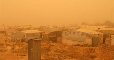 عاصفة ترابية تقطع الكهرباء بشكل كامل عن قضاء راوة بالعراق