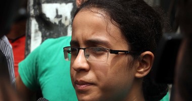 الحقيقة الكاملة فى قضية طالبة الصفر ..مريم مريضة نفسيا..لم تدخل امتحانات الثانوية العام الماضى وتلقت علاجا نفسيا لعدة شهور عقب وفاة والدها .. وعندما دخلت الامتحان كتبت الأسئلة فقط فى أوراق الإجابة 