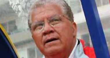 الجبالى مترجماً للبرازيلى كابرال فى الاتحاد السكندرى 