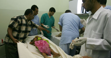 مصرع طفلة سقطت على سيخ حديدى أثناء اللهو أمام المنزل بالمنيا