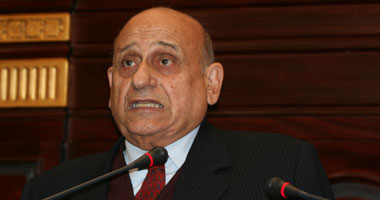 وزير الخارجية السابق أحمد ماهر: لا بد من مساعدة أوباما
