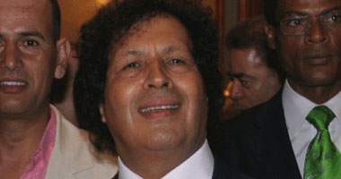 قذاف الدم يكرم أبطال معركة "كبريت"