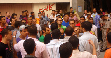 تقرير التنمية البشرية لمصر عام 2010 يرصد سبع حالات من الحرمان الحاد للشباب فى‮ ‬المجتمع المصرى.. تزايد تعاطى‮ الشباب ‬للمخدرات فى‮ ‬العشوائيات بنسبة 50%