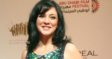 "ولادة من الخاصرة" يومياً على أبو ظبى دراما
