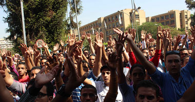الإخوان ينهون مسيرتهم بمنطقة مصر القديمة
