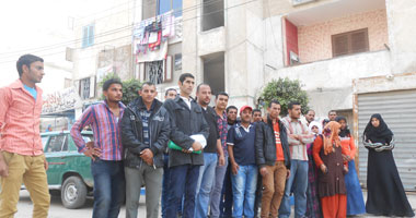 تجمهر عمال مصنع منتجات زراعية بالتل الكبير اعتراضا على فصلهم