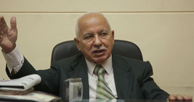 المستشار محمد الدكرورى: أنا رئيس اللجنة المشرفة على اختيار مرشح "الوطنى" لانتخابات الرئاسة.. ويشاركنى فى الاختيار 4 قضاة سابقين.. وسنعلن اسم المرشح فى المؤتمر العام 2011