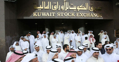 هبوط مؤشرات بورصة الكويت بمستهل جلسة الأربعاء بضغوط تراجع 11 قطاعاً
