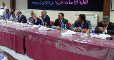 إجراء قرعة البطولة العربية لـ"خماسيات كرة القدم" بجامعة جنوب الوادى