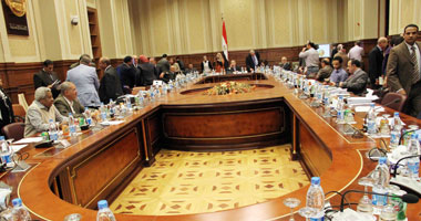 أزمة "الديباجة" تلاحق "الخمسين".. "النور" يتحفظ على عبارة "حكم مدنى" ويحذر من التلاعب بالألفاظ.. ونور الدين على يهاجم اللجنة لوضعها نص حكم المحكمة الدستورية