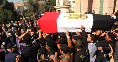 وصول مساعد الوزير للعمليات الخاصة لتشييع جنازة الشهيد أحمد الكبير