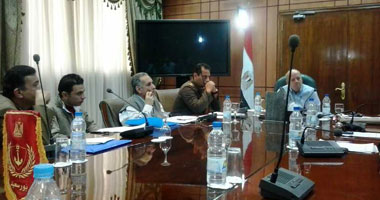 بالصور.. محافظ بورسعيد يوافق على مطالب ائتلاف التجار