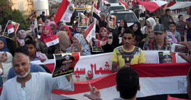 الحملة الشبابية لدعم السيسى بالدقهلية تتواصل مع الأهالى