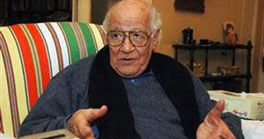 محمود أمين العالم.. 11 عاما على رحيل رائد الواقعية الاشتراكية فى الأدب