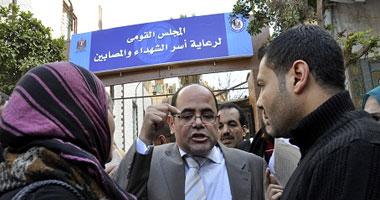 مصابو الثورة يطالبون الرئيس الجديد بزيادة تعويضاتهم إلى 50 ألف جنيه