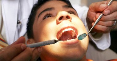 الكمادات الدافئة والماء روشتة علاج تشنج عضلات الفكين