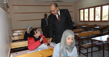 محافظ الأقصر فى جولة مفاجئة على الامتحانات