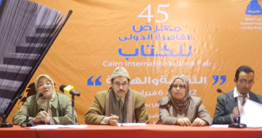 مثقفون بمعرض الكتاب: اللغة العربية تواجه تحديات كبيرة