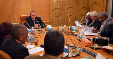 ندوة عن التقييم الجغرافى لمثلث التنمية فى جنوب الوادى