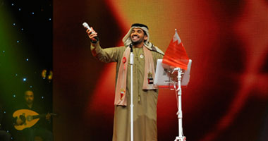 بالصور.. الجسمى يحتفل بالعيد الوطنى البحرينى بـ"كلى خليجى" 