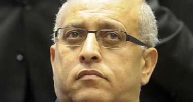 "حجر" يقتل طفلة أمام منزلها فى أسيوط 