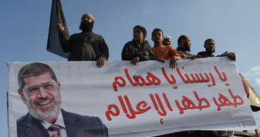 استمرار اعتصام "أبو إسماعيل" وسط أنصاره أمام الإنتاج الإعلامى 