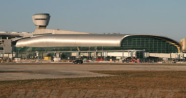 انخفاض عدد العاطلين فى إسبانيا خلال شهر مارس الماضى