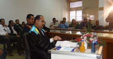 دكتوراه فى العلوم السياسية لباحث يمنى بتجارة الإسماعيلية