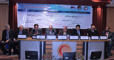 بالصور ..نائب رئيس جامعة طنطا يفتتح المؤتمر الحادى عشر لأمراض الكبد 