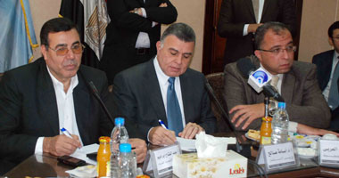 التخطيط: لا صحة لاستبعاد الصعيد من الحد الأدنى فى القطاع الخاص