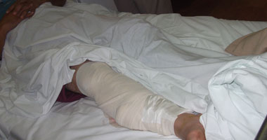أفراد الأمن الإدارى بجامعة القاهرة يسردون لحظات الرعب وكواليس نجاتهم من جحيم طلاب الإخوان: سكبوا علينا البنزين ونطقنا بالشهادتين.. ولم نتوقع خروجنا أحياء.. و"ضربونا بعدما حميناهم فى المظاهرات"