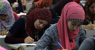 بدء امتحانات منتصف العام بجامعة القاهرة 