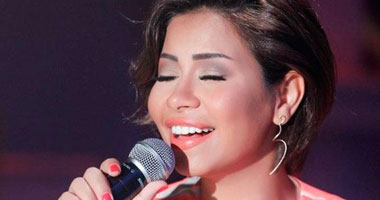 منافسة شرسة بين شيرين وأنغام على اليوتيوب