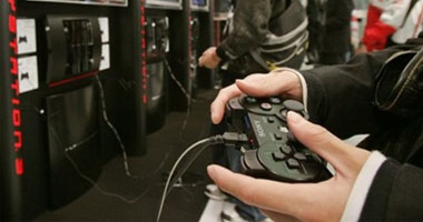 المصريون يبحثون فى "البلاى استيشن" عن الأحلام الضائعة