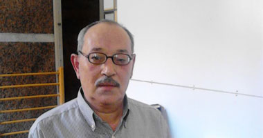 بالصور.. "عم يعقوب": تحديت الشلل النصفى وأمارس حياتى الطبيعية