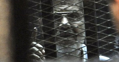 "مرسى" يشترط حضور محاميه لكتابة إقرار الذمة المالية