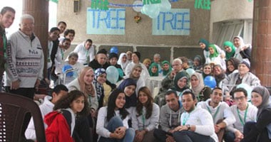 بالصور.. نزلاء دار مسنين يؤكدون لطلاب "TREE" سوء معاملة المسئولين