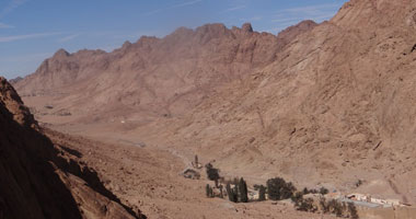 تقرير يحذر من انهيارات جليدية أخرى فى نيبال بسبب تغير المناخ