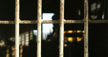 حراس سجون تونس يهددون بإضراب عام احتجاجا على مسلسل تلفزيونى