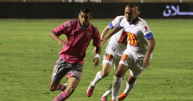 طاقم تحكيم مباراة الزمالك وسكورب الأنجولى يتدرب بالشمس اليوم