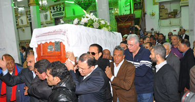 تشييع جنازة سهير الإتربى من مسجد السيدة نفيسة