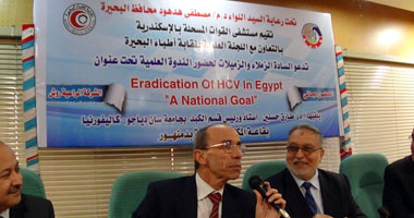 خطأ فادح بلافتة ندوة بمكتبة دمنهور تثير استياء الحضور